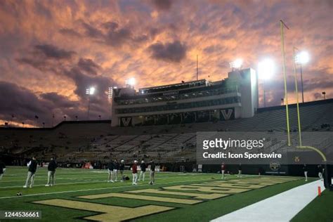 Vanderbilt Stadium Nashville Photos and Premium High Res Pictures ...