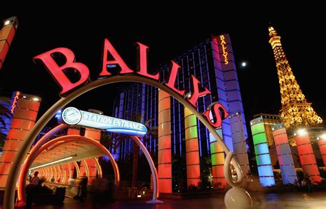 Entrance | Suites at Bally's Las Vegas | Ballys las vegas, Las vegas, Vegas