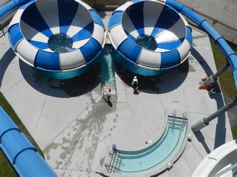 Cultus Lake Waterpark & Waterslides - Cultus Lake, BC - 4150 Columbia ...