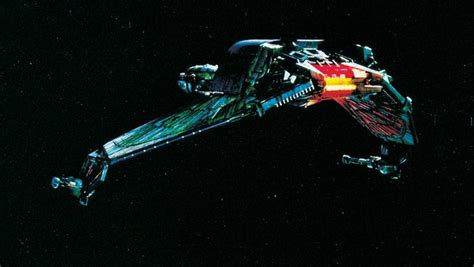 Star Trek: 10 Secrets Of The Klingon Bird-of-Prey