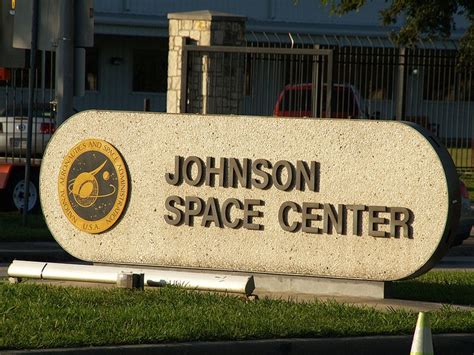 17 Best images about NASA Johnson Space Center on Pinterest | Center management, Astronauts and ...