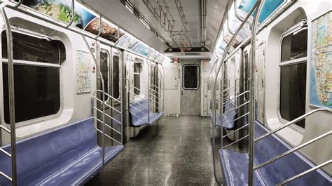 Subway Train Interior - 3D Model by adriankulawik