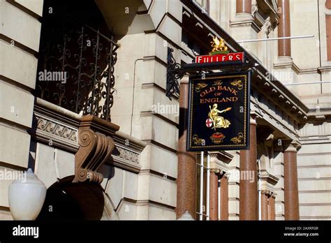 The Old Bank of England pub, Fleet Street, City of London, London, England Stock Photo - Alamy