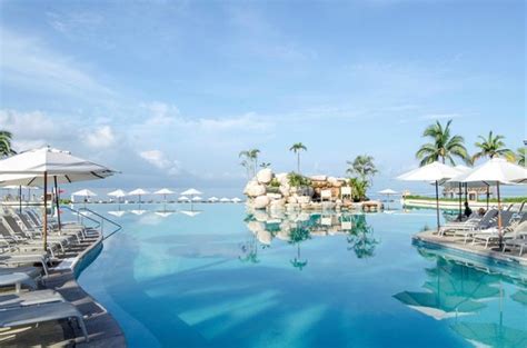 Marriott Puerto Vallarta Resort & Spa $143 ($̶1̶5̶9̶) - UPDATED 2018 Prices & Reviews - Mexico ...