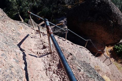 High peaks trail (Pinnacles National Park) - dismal wilderness