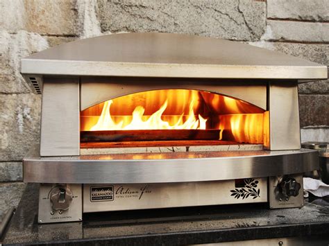 The $7,000 Pizza Oven You Don't Need (But Really Wish You Had) | Gas pizza oven, Indoor pizza ...