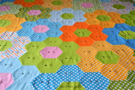 Sew Fresh Quilts: Hexagon Quilt