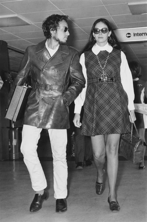 Great Outfits in Fashion History: Bob Dylan and Sara Lownds in 1969 - Fashionista