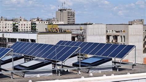 How solar power can make affordable housing more resilient