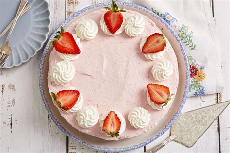 No-Bake Strawberry Cheesecake Recipe