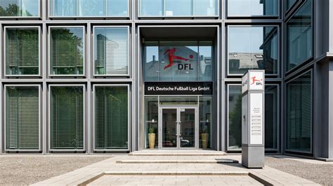 A success story: history of the DFL - EN - DFL Deutsche Fußball Liga GmbH