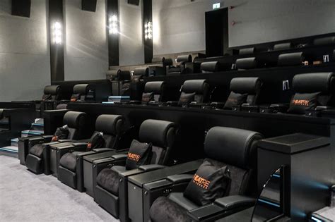 ThEATre by Rhodes - U.A.E.-style Luxury Cinema - flyctory.com