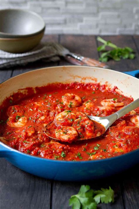 Shrimp in Red Sauce Recipe - 30-Minute Meal - Cookin Canuck