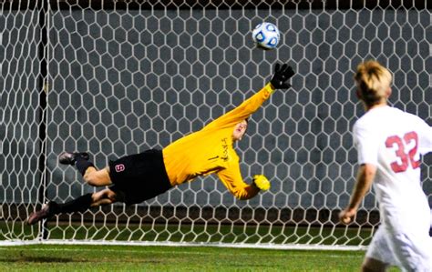 Penalty-kick shootout sends Card to NCAA second round - The Stanford Daily