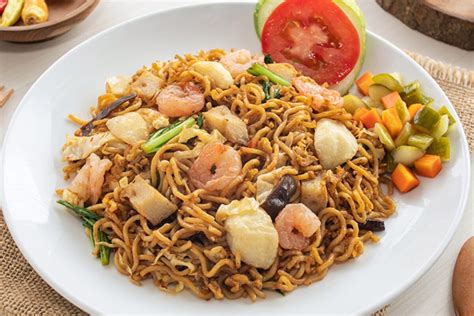 Lagi Lapar? Masak Saja Resep Mie Goreng Seafood yang Mudah - TOPWISATA