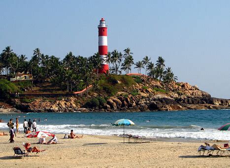 Lighthouse Beach Kovalam – Popular Tourist Attraction in Kerala