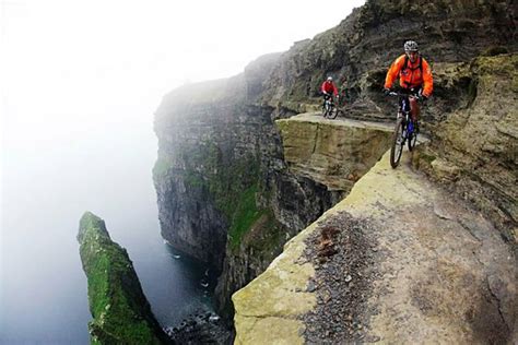 30 Photos That Will Trigger Your Fear Of Heights