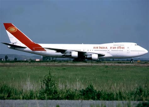 File:Air India Boeing 747-200 Allieri-1.jpg - Wikimedia Commons