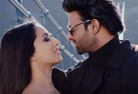 Saaho box office collection Day 1: Prabhas and Shraddha Kapoor film ...