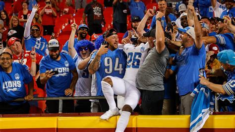 Lions fans took over the Chiefs' Super Bowl celebration | Yardbarker