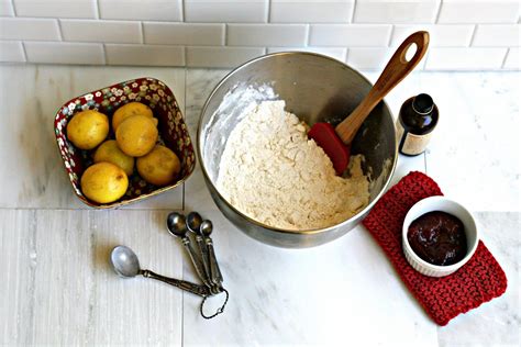 Scrumptious Scones With Strawberry Jam | Cooking Goals