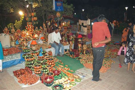 Diwali Shopping in Delhi | Places to shop during Diwali | Times of India Travel