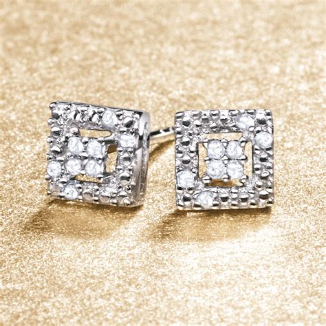 Sterling Silver 1/10cttw Diamond Stud Earrings