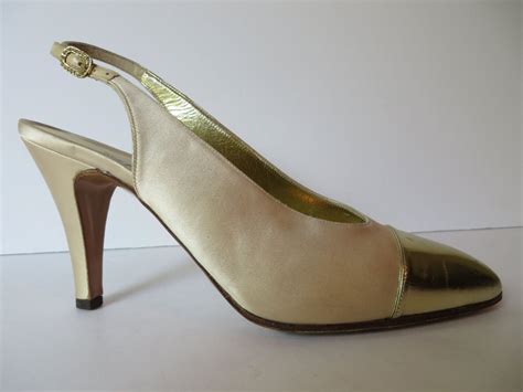 Vintage Chanel Shoes 7.5M/Chanel Ivory Satin Slingback