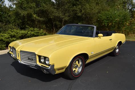 1972 Oldsmobile Cutlass | Rock Solid Motorsports