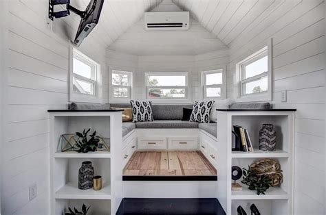 16 Tiny House Living Room Furniture Ideas (Photos) - Home Stratosphere