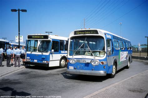 Transit Toronto Image: Oakville Transit 19980509