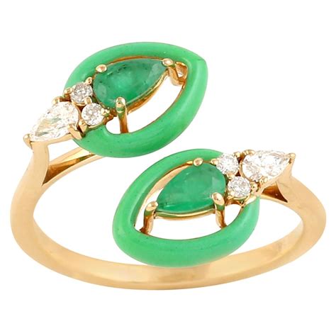 Emerald Diamond 18 Karat Gold Bumble Bee Enamel Ring For Sale at ...