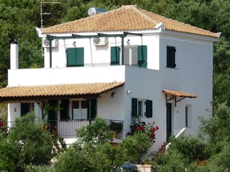 Luxury Villas & Houses for Sale in Greece and Greek Islands - Hidden Greece