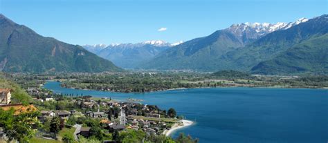 Lake Como the towns of Lario