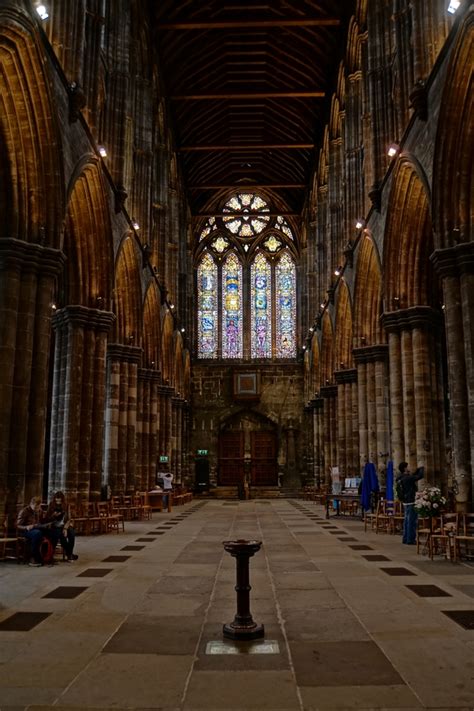 The interior of Glasgow Cathedral - Photorator