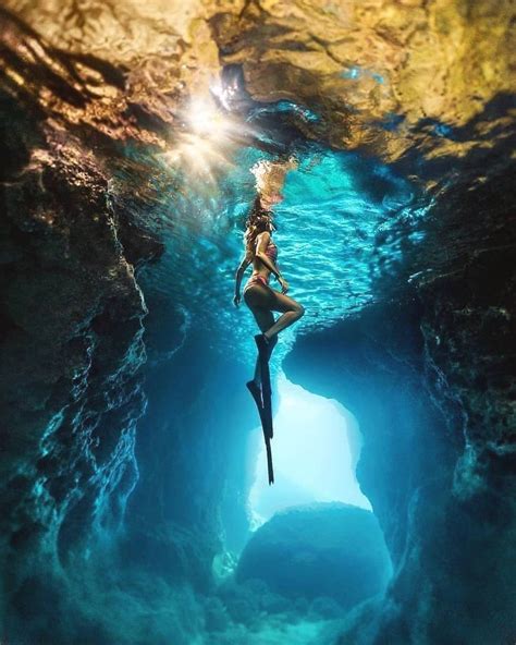 Pin de My Bikini Flex em Underwater Caves | Fotos subaquáticas, Mergulho autônomo, Oceano