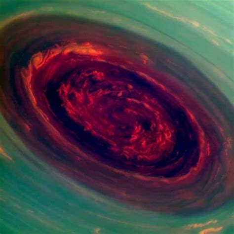 16 New Pictures of Saturn That Are Simply Breathtaking