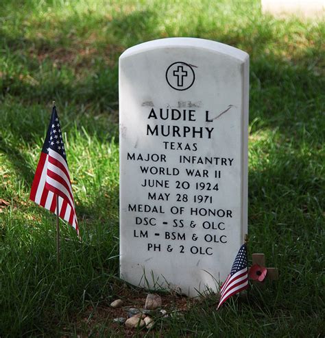 Audie's headstone, Arlington National Cemetery [1200x1251] : r/MilitaryPorn