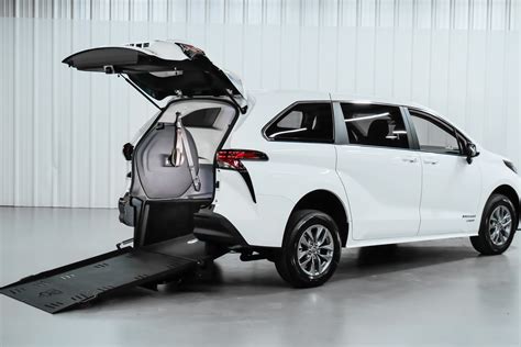 Freedom Motors USA Announces World's First Wheelchair-Accessible 2021 Toyota Sienna Hybrid ...