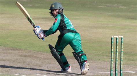 Women's Big Bash League: Nida Dar becomes first Pakistani woman to feature in an overseas T20 team