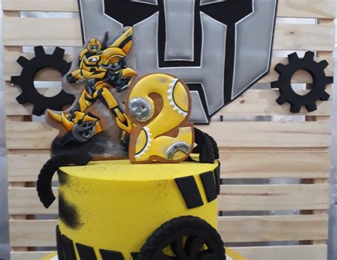 Transformers Party. Bumblebee / Birthday "Transformers Bumblebee Party ...