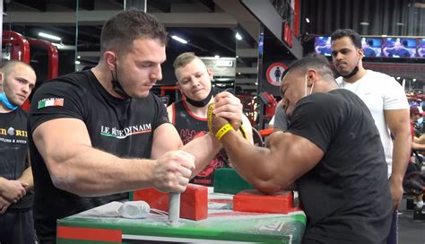 VIDEO: MAZURENKO & GASPARINI IN ROME • ARMWRESTLING • ARMWRESTLING NEWS XSPORTNEWS.COM