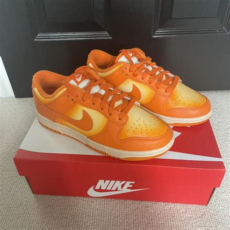 Nike Women's Orange Trainers | Depop