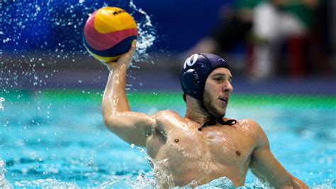 8 Health Benefits of Playing Water Polo | About Water Polo in England