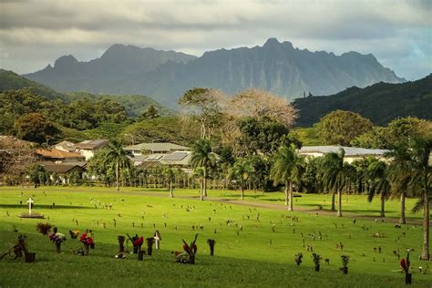 Byodo-in Temple - Valley Of The Temples | Pearl Harbor Tours