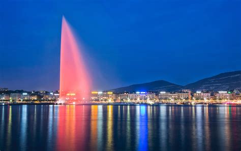 Jet d'Eau Fountain, The Icon of Geneva - Traveldigg.com