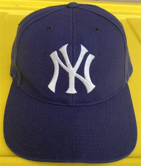 90s New York Yankees Logo Cap-