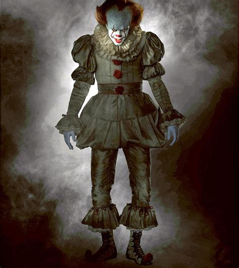 Pennywise the Clown Fully Revealed in Stephen King's IT