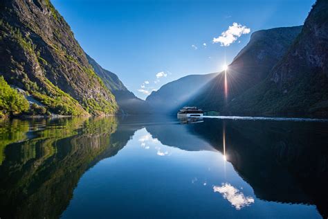 Visiting The Sognefjord Fjord Of Norway | TouristSecrets