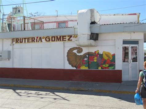 Crossing into Ojinaga, Mexico for lunch and shopping – Travels with Pam